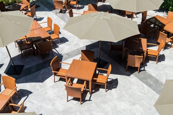 Zahradní slunečník OASIS béžový 5347