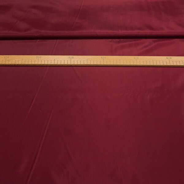 Podšívka polyesterová 09, jednobarevná bordó, š.150cm (látka v metráži)