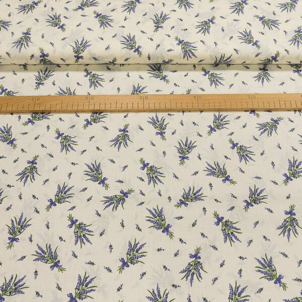Bavlněné plátno 2676/1571805/32 levandule na smetanové, š.140cm (látka v metráži)