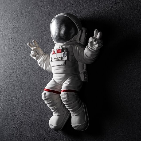 Nástěnná dekorace 47x35 cm astronaut stříbrná