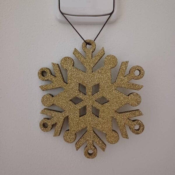 DECOLED Vánoční ozdoba vločka III, pr. 40 cm, zlatá, překližka, venkovní