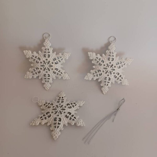 DECOLED Kovové vločky, 3 kusy, 10 x 7,7 cm, bílá