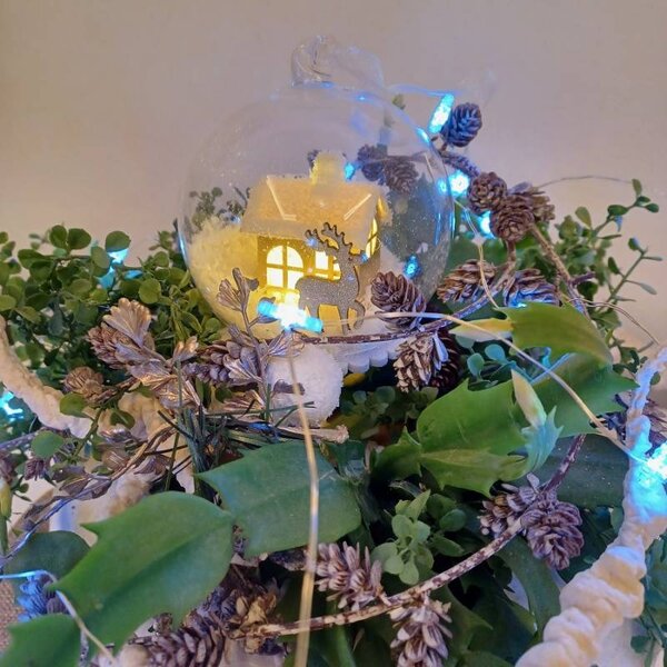 DECOLED LED svítící koule 10 cm, teple bílá, na baterie LR41, interiér