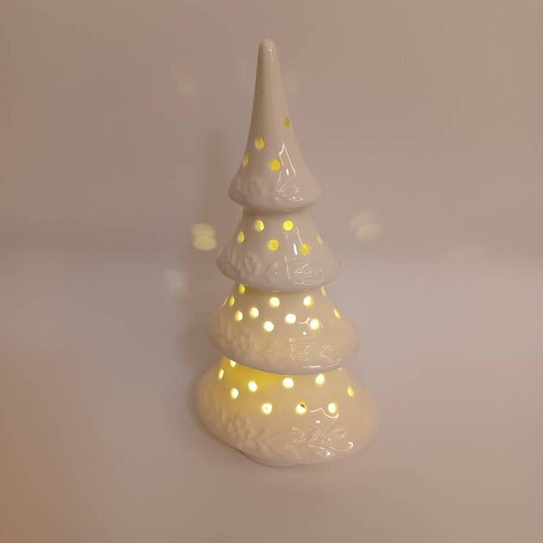 DECOLED LED dekorace keramický stromeček, 9 × 7,4 × 17,8 cm, teple bílá, 2× LR44