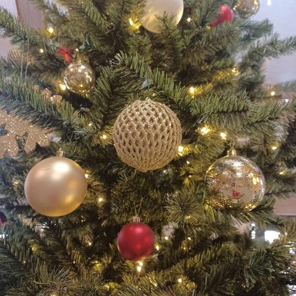 DECOLED Sada vánočních ozdob zlatá 8 cm plastové baňky, 4× vrásková, 4× matná, 4× glitter, balení 16 ks
