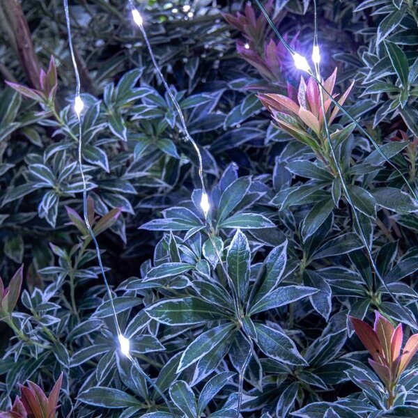 DECOLED LED světelný řetěz, kapičky, 12 pramenů × 1,5 m , venkovní, ledově bílá, 180 diod, stříbrný kabel, IP44, vč. zdroje