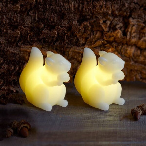 SIRIUS LED svíčky z pravého vosku na baterie, veverka, 7,5 × 9 cm, bílá, sada 2 ks, CR2032