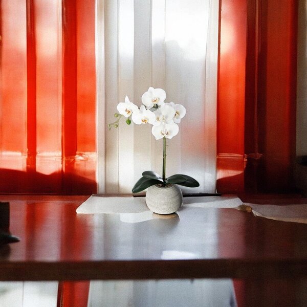 Bílá umělá orchidej v květináči, výška 53 cm
