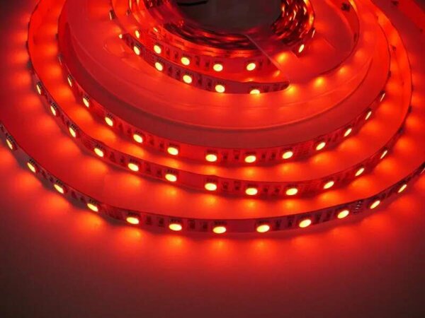 T-LED pásek RGB + teplá bílá 4v1, 19,2W/m (RGB a WW teplá bílá 4v1, 24V, 19,2W pásek vnitřní 60LED/metr )