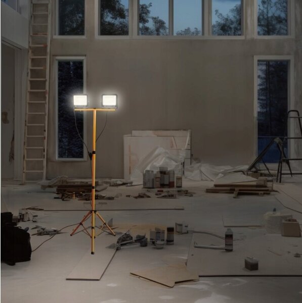 LED Reflektor se stojanem NOCTIS 2xLED/50W/230V 4000K IP65