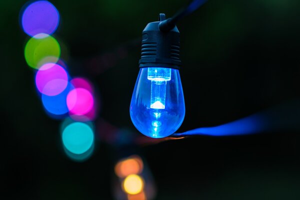 Immax NEO LITE Smart venkovní dekorační řetěz girlanda 15W,15m, Tuya WiFi, RGB, CCT IP65