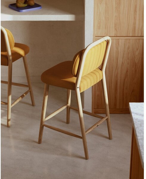 Barová židle v hořčicové barvě (výška sedáku 66 cm) Helda – Kave Home