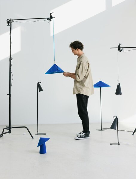 LEDVANCE stolní lampa Decor Flip Mobile 3,5 W 5 V stmívatelná modrá