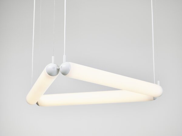 Brokis Závěsné svítidlo Puro Contour triangle 800, PC1118 Stmívání, řízení: ON/OFF (bez stmívání), Barva skla: Triplex opál, Povrchová úprava baldachýnu a montury: kov - černý matný komaxit