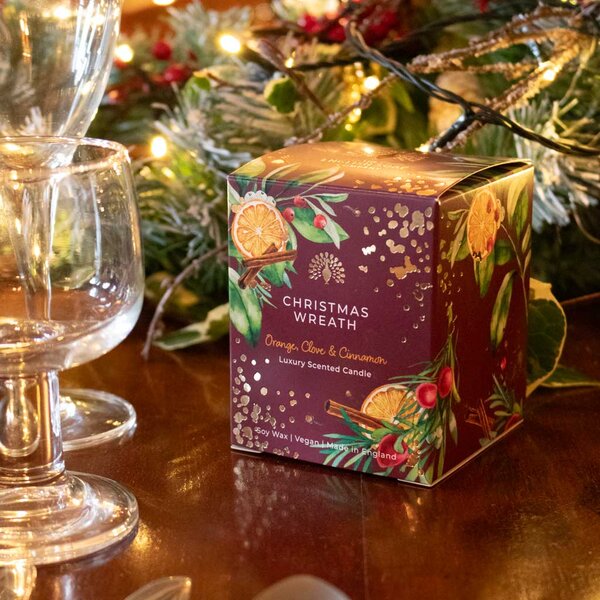 English Soap Company Christmas Wreath Vonná svíčka, 170 g
