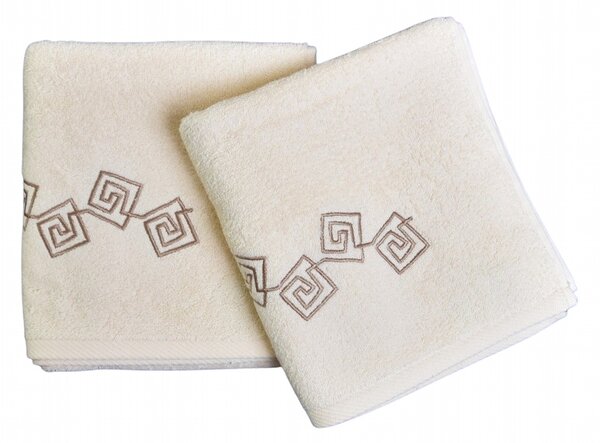 Nechte se hýčkat froté ručníkem a osuškou DENY vyrobeným z kvalitní 100% bavlny s gramáží 450 g/m2. Je velmi jemný na dotyk. Výšivka v dolní části. Barva osušky je smetanová