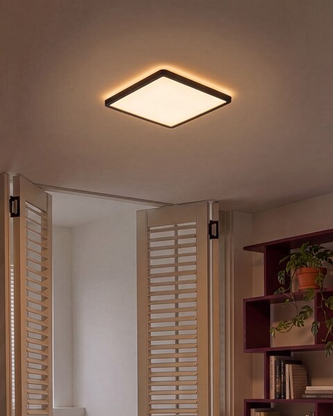 LED stropní světlo TIVORA s dálkovým ovládáním se stmívačem Černá