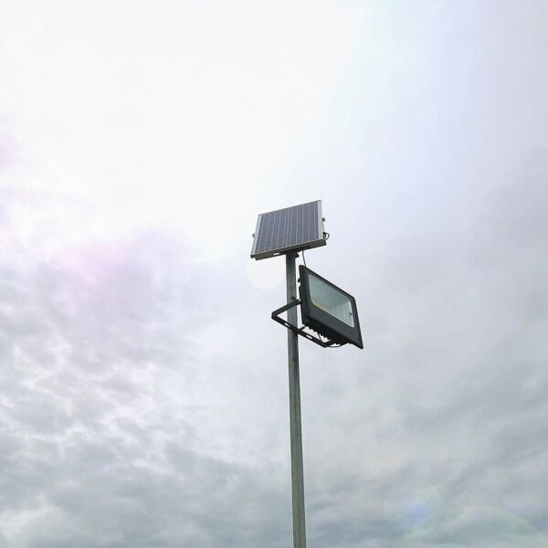 LED Venkovní solární reflektor LED/40W/10V IP65 6000K + DO