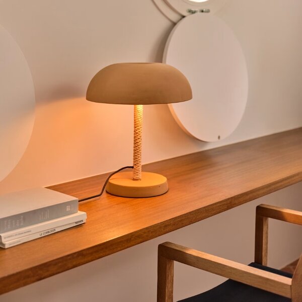 Terakotová stolní lampa Kave Home Arinda