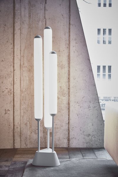 Brokis LED Stojací lampa Puro Floor 3 Tubes 1350, PC1252 Stmívání, řízení: DIM RF systém, Barva skla: Triplex opál, Povrchová úprava baldachýnu a montury: kov - černý matovaný komaxit se strukturou