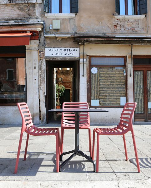 Nardi Plastové venkovní křesílko DOGA Odstín: Cappuccino