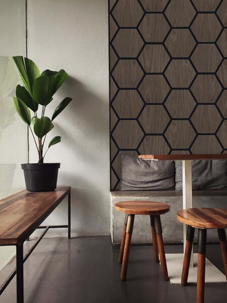 Akustický panel s dřevěnou dýhou - Hexagon - dekor ořech tmavý | 79,8×66 cm | AKH005 | .cz