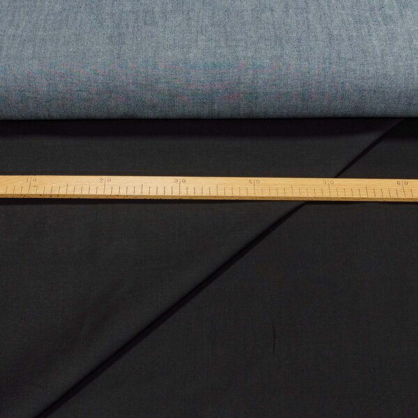 Bavlněná riflovina (denim, džínovina) temně černá č.6, klasická, š.160cm, 400 g/m2, 100% bavlna (látka v metráži)