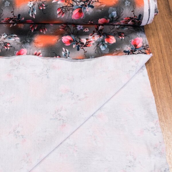 Bavlněný úplet 6-01424 DIGITÁLNÍ TISK magnolie a květy na šedé, š.140cm (látka v metráži)
