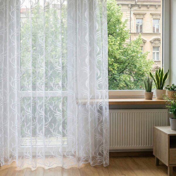 Berk žakárová záclona 37219, pnoucí listy, celoplošný vzor, bílá, výška 160cm (v metráži)
