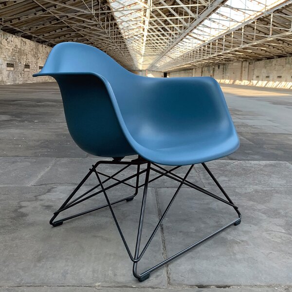 Vitra designová křesla LAR