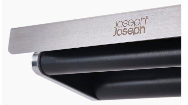 Nástěnný plastový držák na papírové utěrky ve stříbrné barvě RollGrip – Joseph Joseph