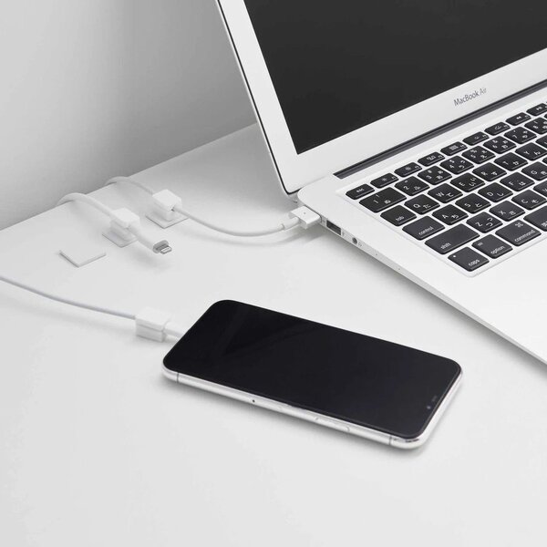 Bílé kovové organizéry v sadě 5 ks na kabely Smart – YAMAZAKI