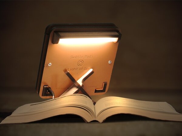 "Ptáček" lampa 19x19cm provedení povrchu: dub
