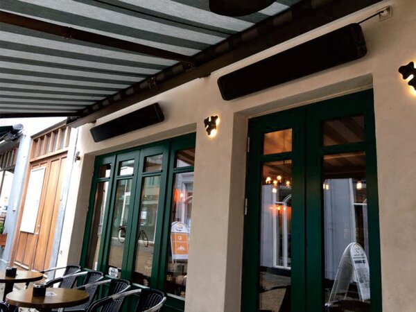 Nástěnný terasový infrazářič s časovačem, 2400 W, černý