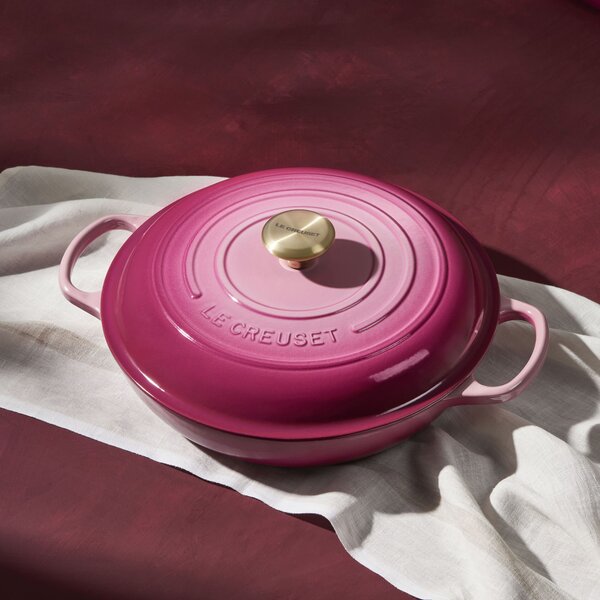 Le Creuset 21180309494441 Hrnec Gourmet Signature nízký 30 cm červený burgund