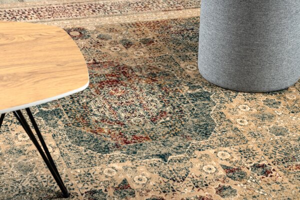 Kusový koberec vlněný Dywilan Omega Mamluk Klasický krémový béžový Rozměr: 170x235 cm