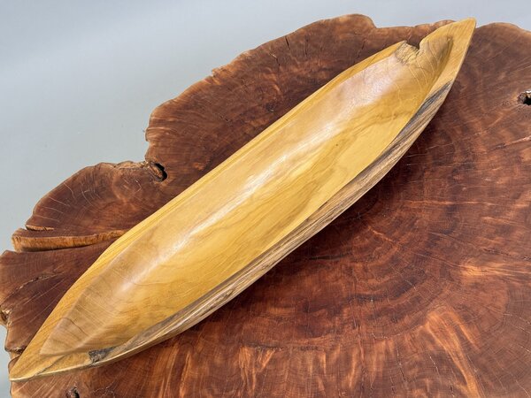 Přírodní mísa z teakového kořenového dřeva „Člun“ – voskovaná, 70 cm