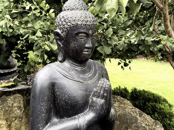 Velký Buddha – odlévaná socha, sedící, velikosti 60-240 cm