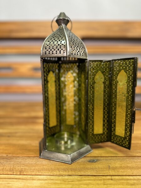 Závěsná tepaná indická lampa
