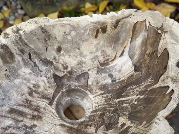 Umyvadlo fosilní 43x30 cm z Bali