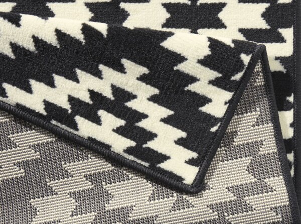 Koberec / Běhoun Hanse Home Basic Nordic černý