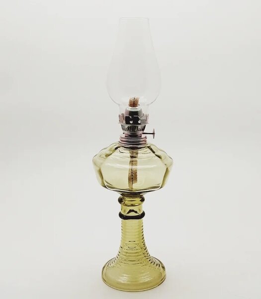 Sklárna Častolovice - Petrolejová lampa Vanda č. 2 - lesní zelená