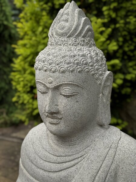 Socha Buddha tesaná 80 cm, mudra osvícení