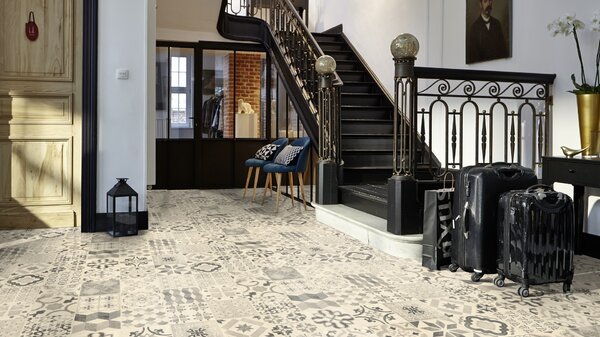PVC Tarkett Iconik 240 - Almeria Black Patchwork - tloušťka 2,4 3 m