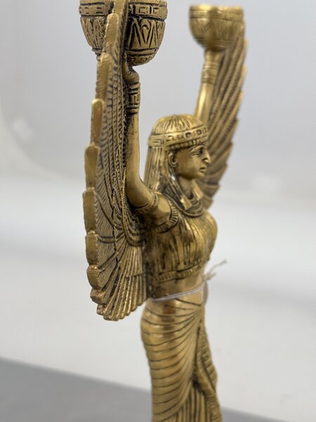 Mosazná soška svícen bohyně Isis – 31 cm, egyptský symbol ochrany