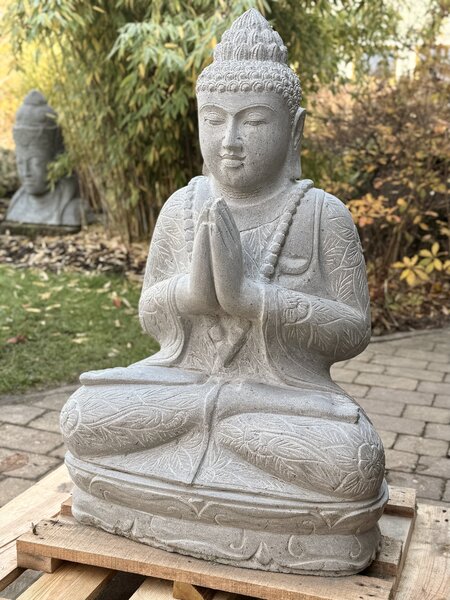 Socha Buddhy z říčního kamene – 80 cm, ruční práce z Bali