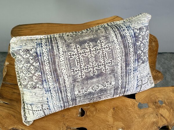Tkaný dekorační polštář z Indie 56×36 cm