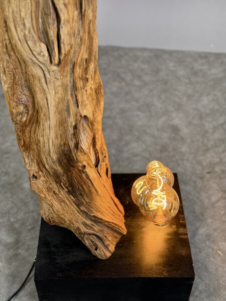 Podlahová lampa z teakového kořene – ruční výroba Jáva, 175 cm