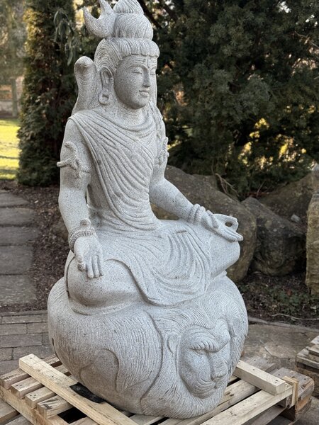 Monumentální kamenná socha Šiva 130 cm z říčního kamene (Jáva)