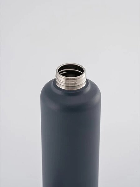 Lehká nerezová lahev EQUA Timeless Navy 600 ml a 1000 ml Objem: 600 ml